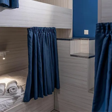 The Rose San Ġiljan