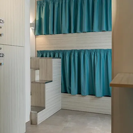 The Rose San Ġiljan