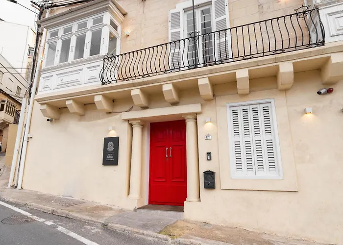 The Rose San Ġiljan