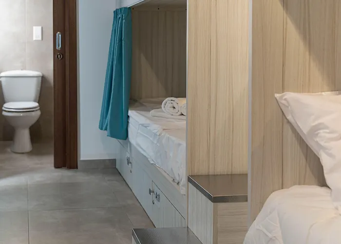 Hostel The Rose Saint Julian's