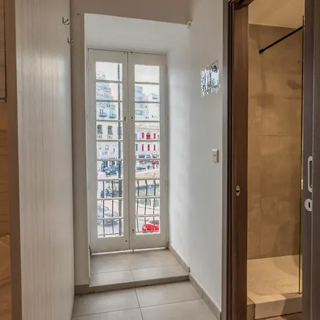 Ostello The Rose San Giuliano